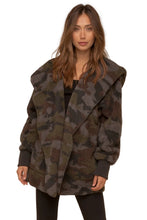 Load image into Gallery viewer, Hunter Coat