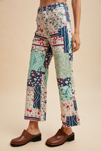Load image into Gallery viewer, Cleo Jeans