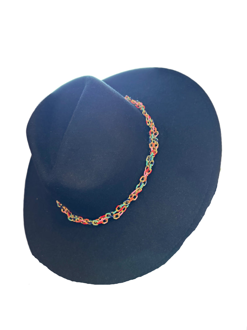 Color Chain Hat