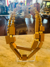 Load image into Gallery viewer, Wood Layer Necklace