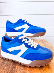 Benji Sneakers: Blue