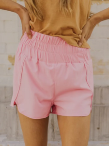 Move Forward Shorts: Pink