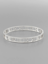 Load image into Gallery viewer, Throughout Time Bangle: Silver