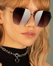 Load image into Gallery viewer, Chelsie Sunglasses