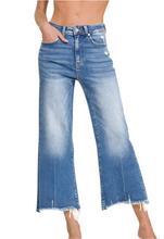 Load image into Gallery viewer, Stevie Jeans