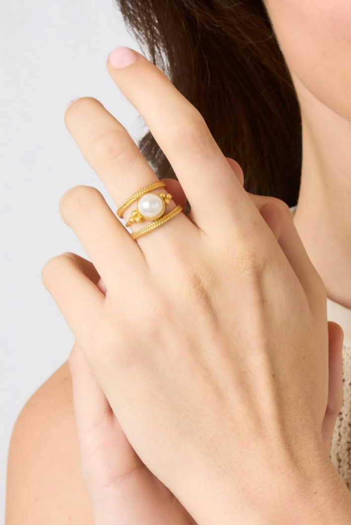 JV Hydra Ring: Pearl