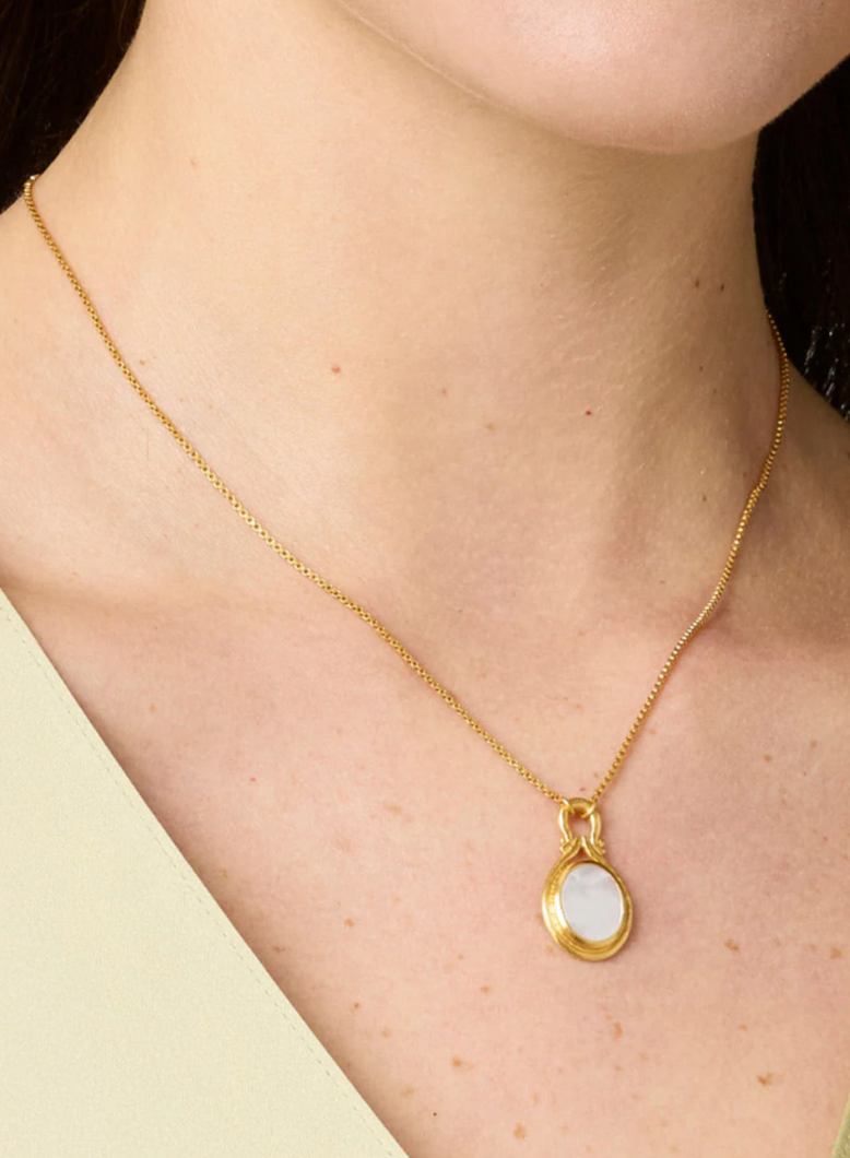 JV Saratoga Delicate Necklace
