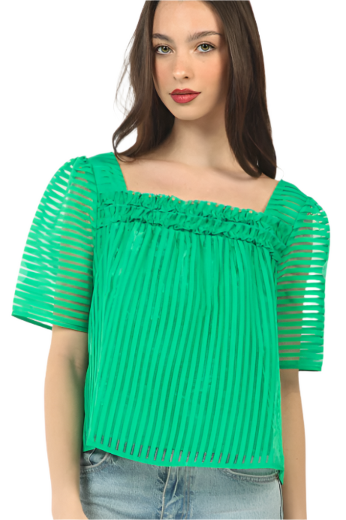 Breath Taking Top: Medium