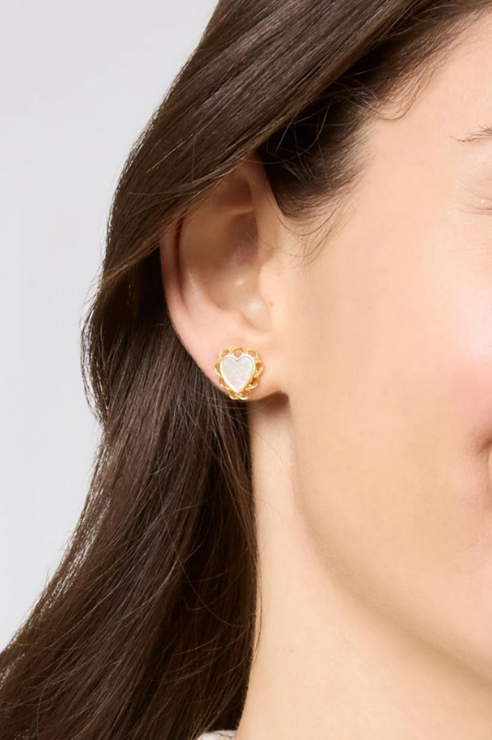 JV Lace Heart Stud