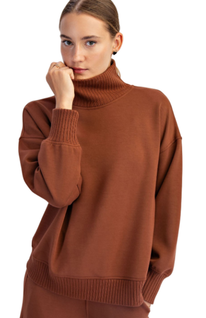 Chesney Pullover