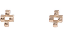 Load image into Gallery viewer, Cross Link Studs