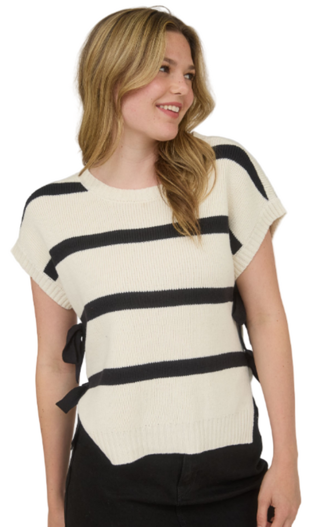 Small Town Top: Cream