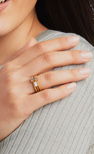 Load image into Gallery viewer, JV Windsor Trio Ring: 7