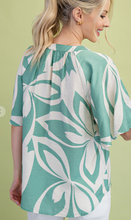 Load image into Gallery viewer, Verdant Blouse: Medium
