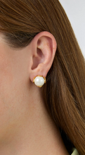 Load image into Gallery viewer, JV Penelope Stud: Large