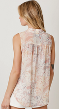 Load image into Gallery viewer, Paisley Top