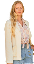 Load image into Gallery viewer, Cream Summer Blazer