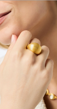 Load image into Gallery viewer, JV Cobblestone Bombe Ring: 8