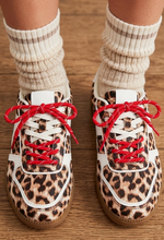 Load image into Gallery viewer, Stevie Sneakers